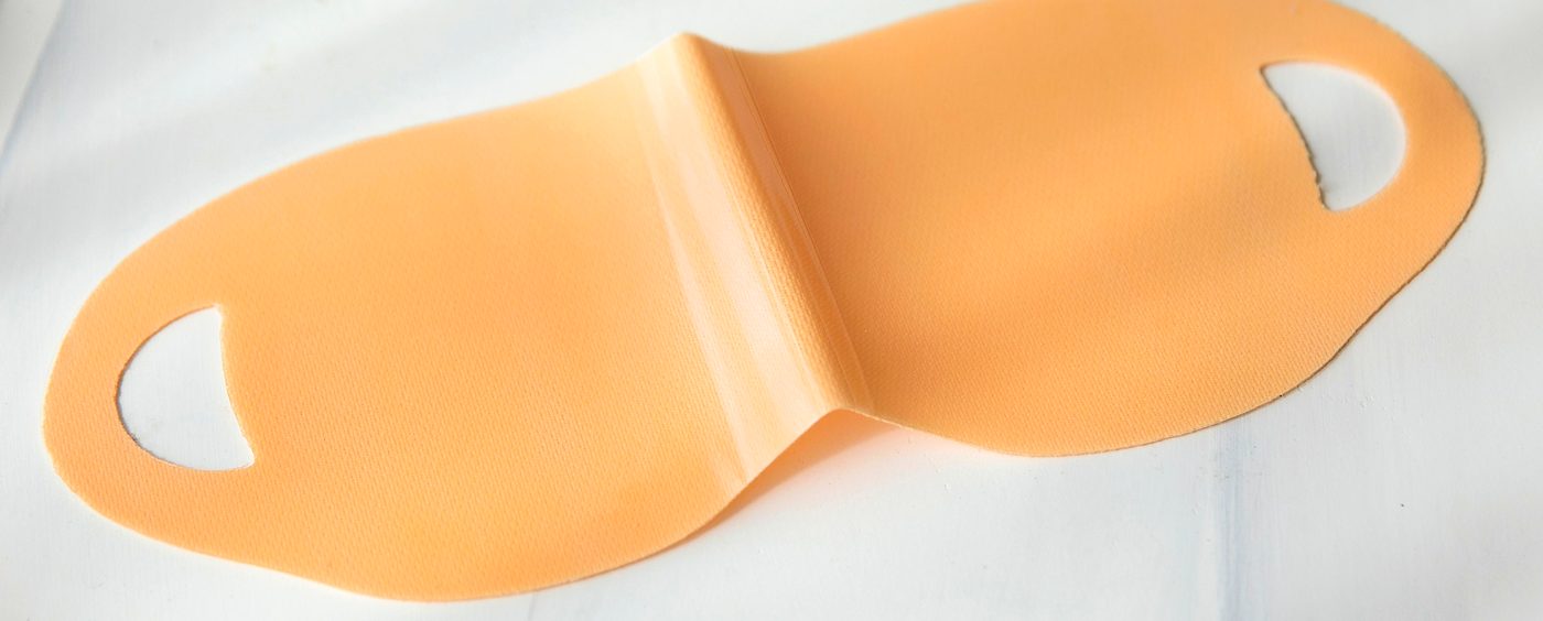 Fabric-integrated hydrogel jawline band developed in Korea by B4 LAB